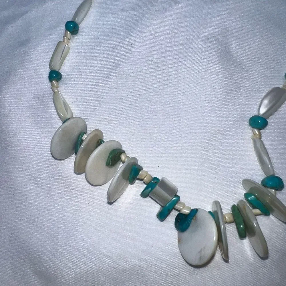 Vintage Mother of Pearl and Turquoise‎ Chip Necklace